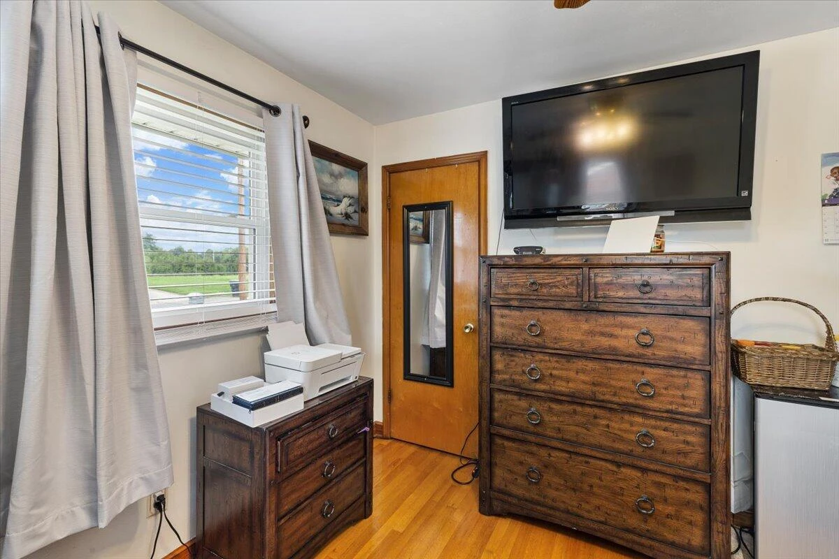 1915 Glenroy ST NW - Photo 18