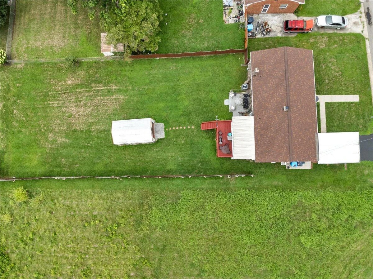 1915 Glenroy ST NW - Photo 39
