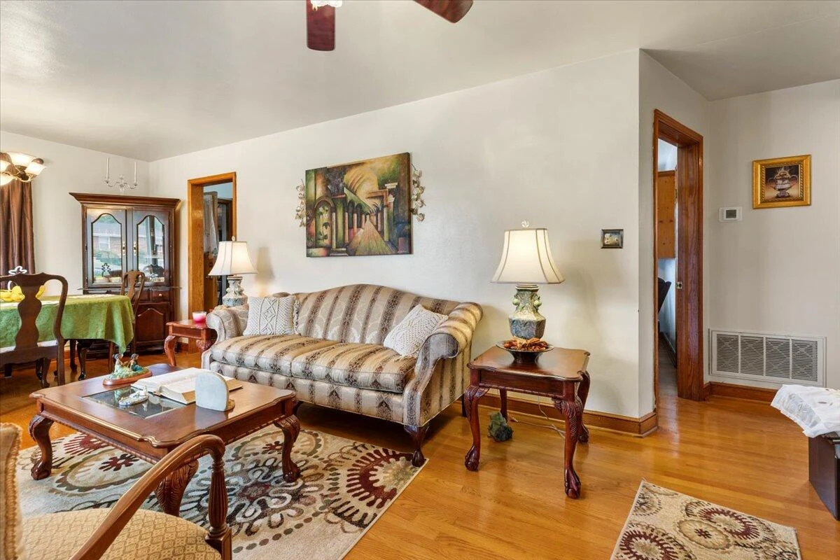 1915 Glenroy ST NW - Photo 6