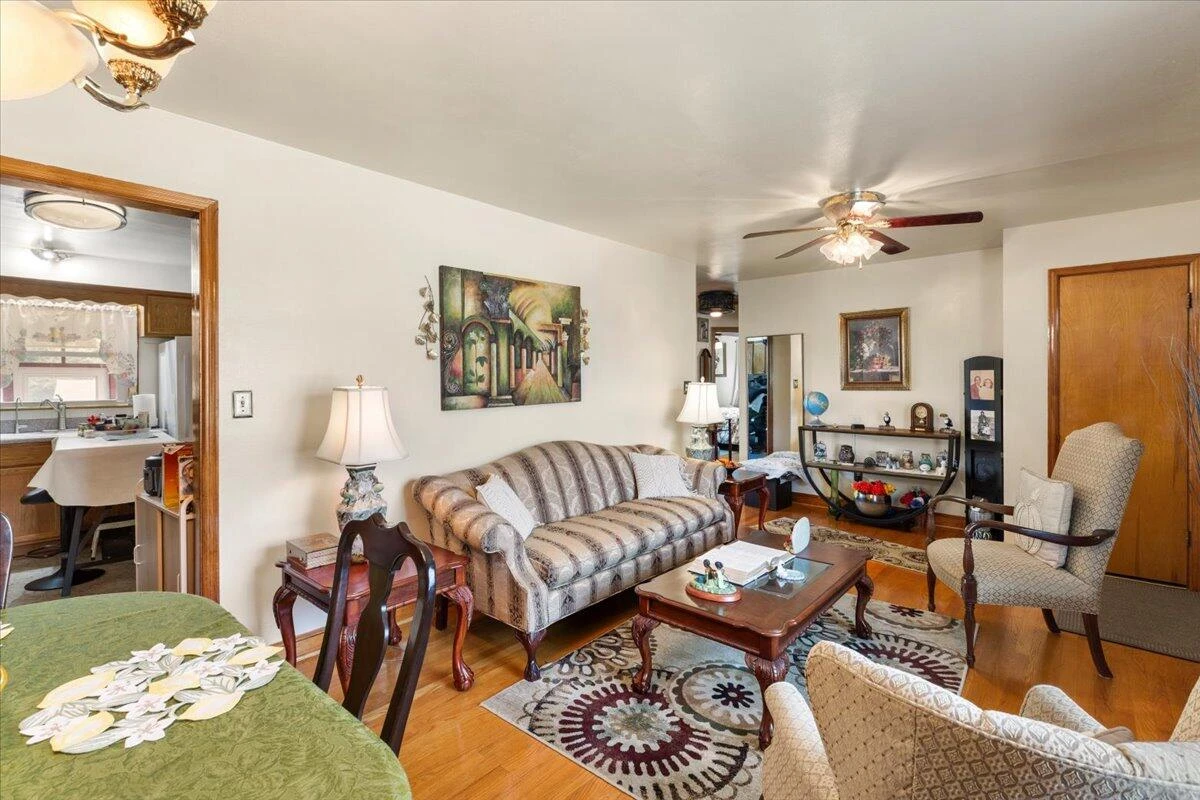 1915 Glenroy ST NW - Photo 9