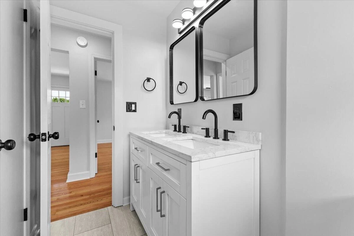 503 Palisades DR - Photo 12