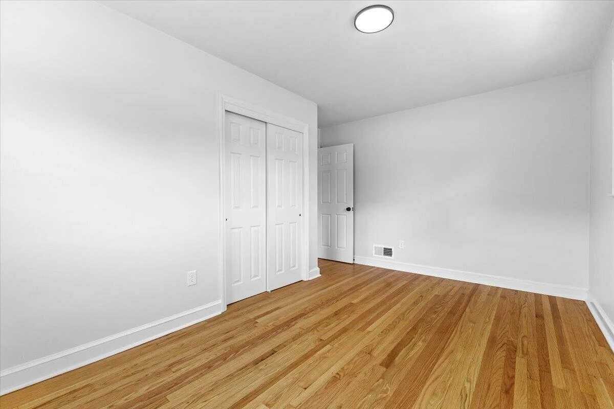 503 Palisades DR - Photo 15
