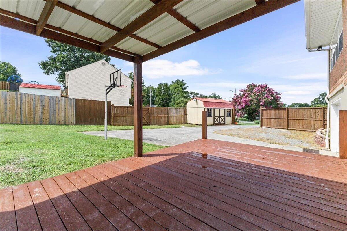 503 Palisades DR - Photo 35