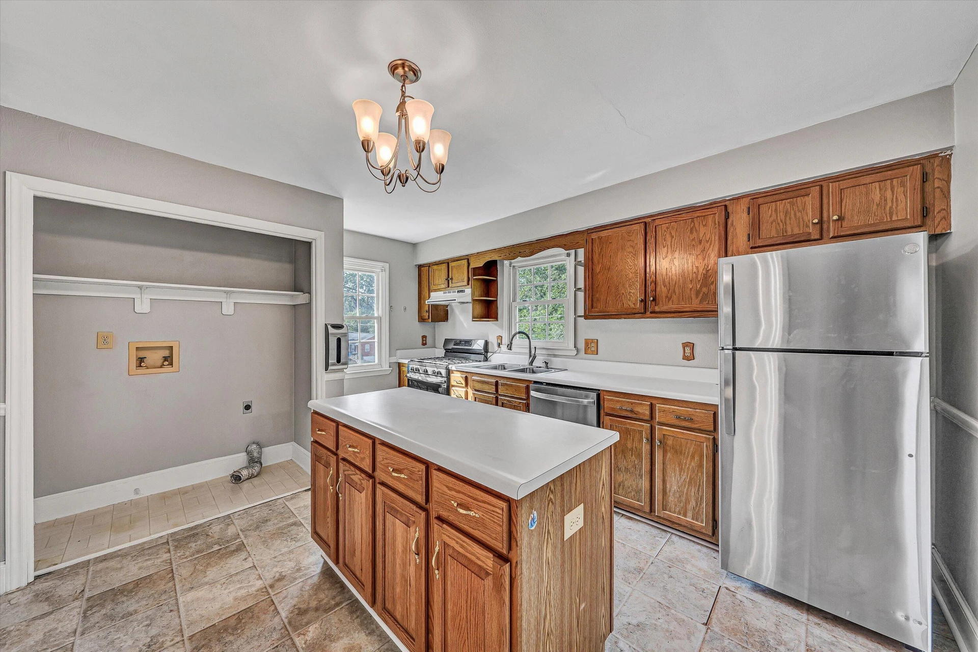 2603 Dell AVE NE - Photo 11