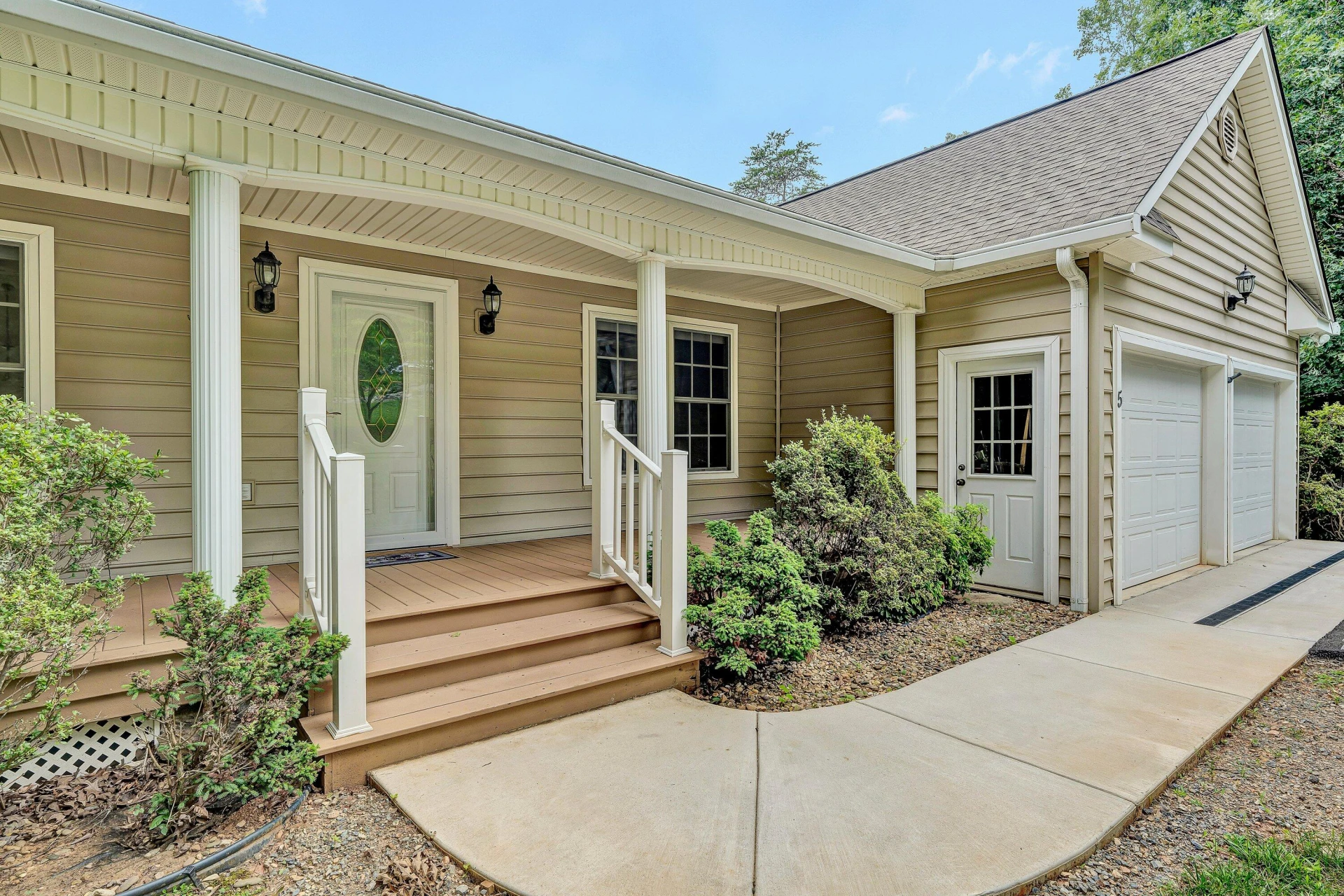 5 Walnut Landing CIR
