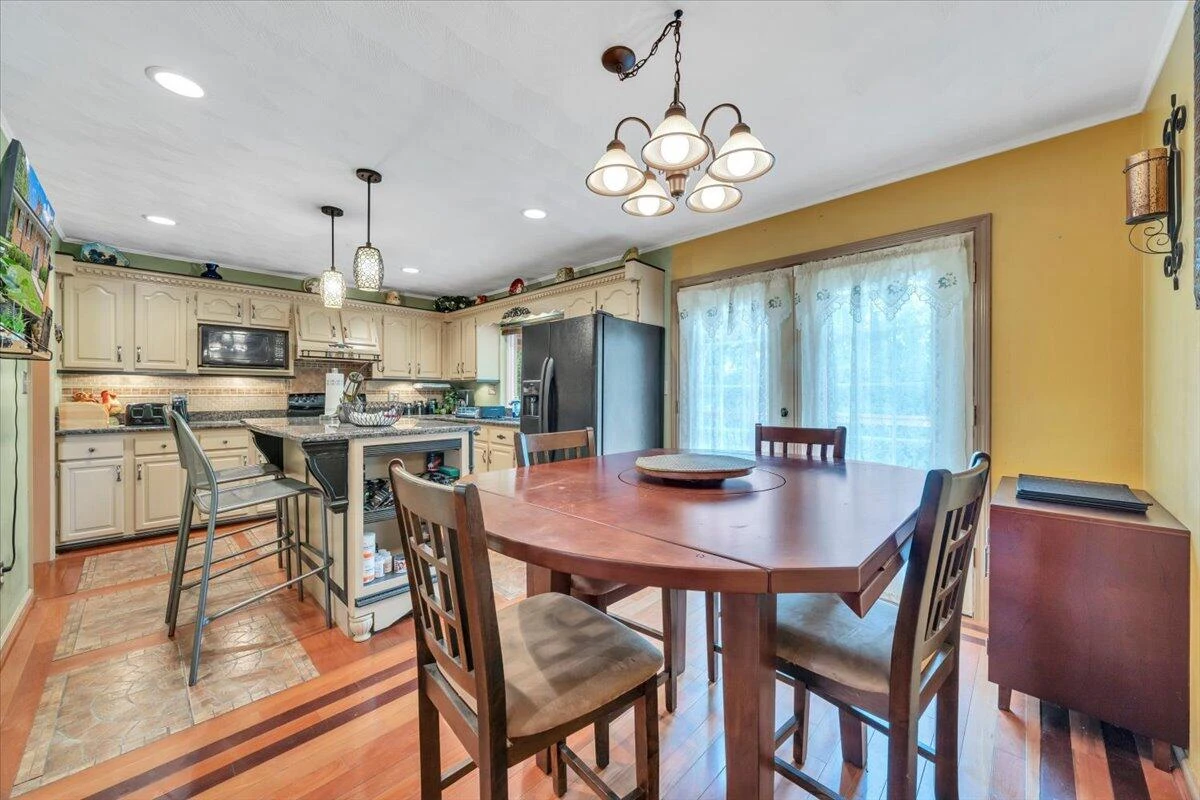 868 Finney DR - Photo 11