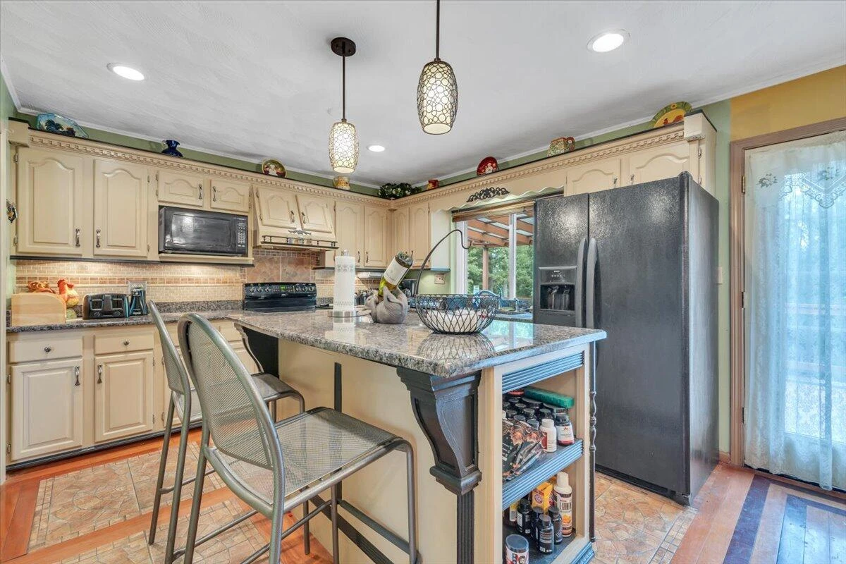 868 Finney DR - Photo 12