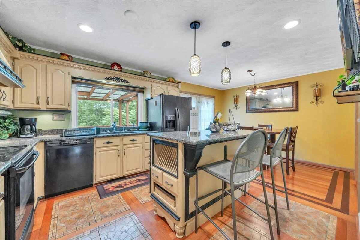 868 Finney DR - Photo 14