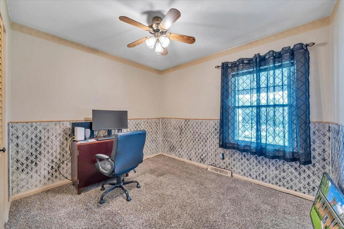 868 Finney DR - Photo 22