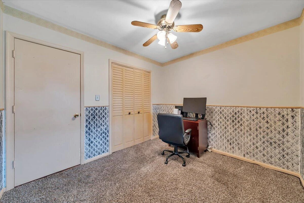 868 Finney DR - Photo 23