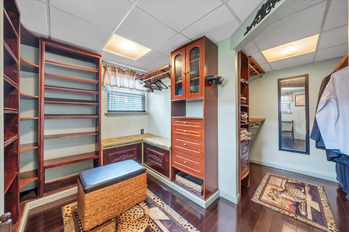868 Finney DR - Photo 26