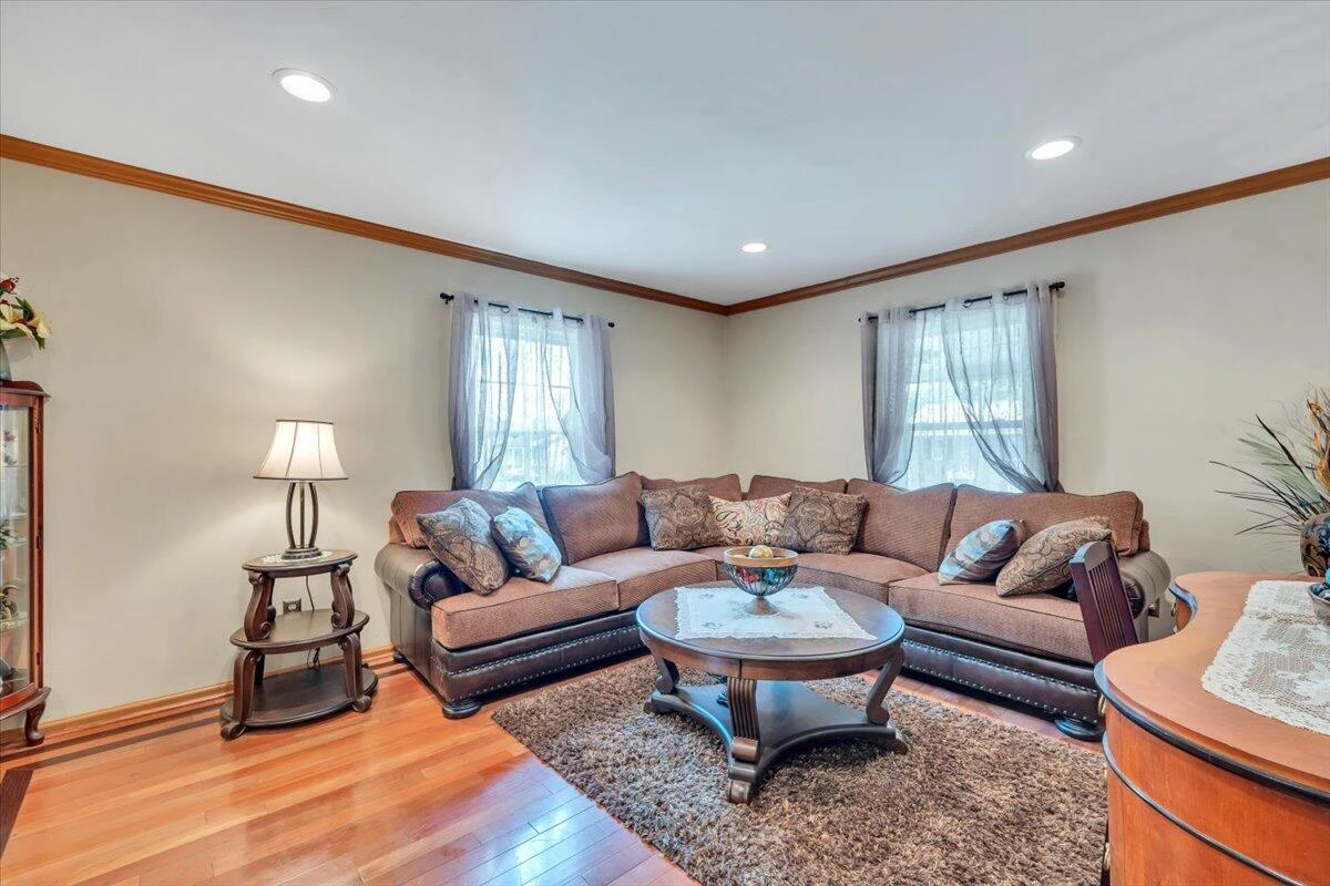 868 Finney DR - Photo 9