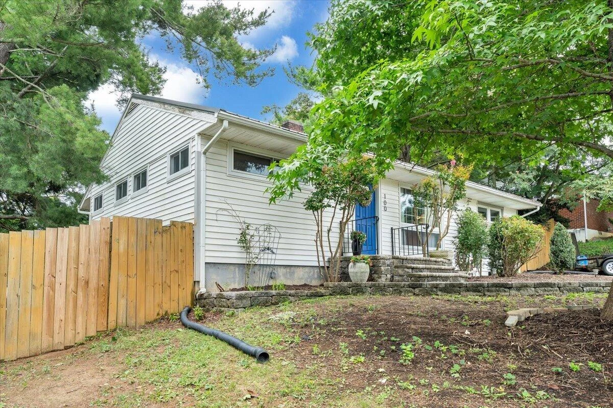 100 Roseland DR SW - Photo 4