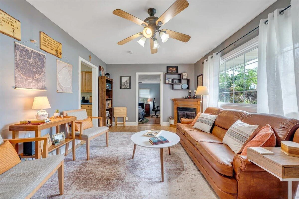 100 Roseland DR SW - Photo 6