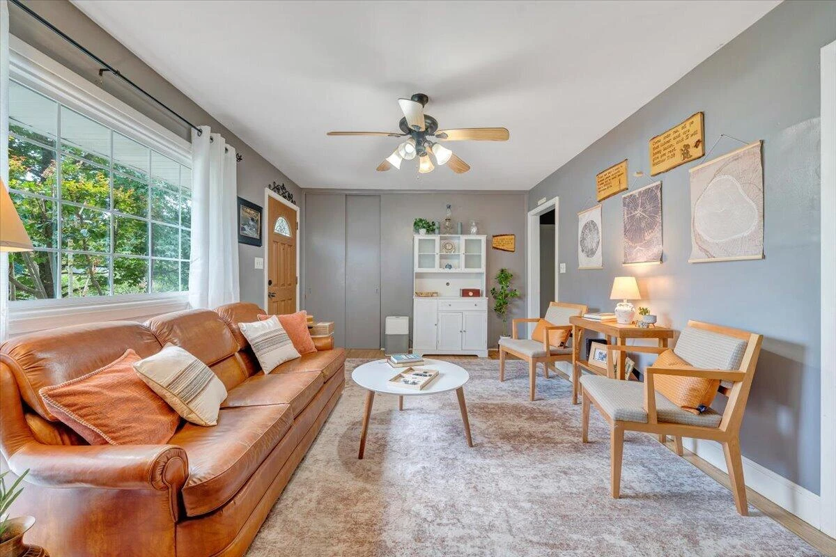 100 Roseland DR SW - Photo 7