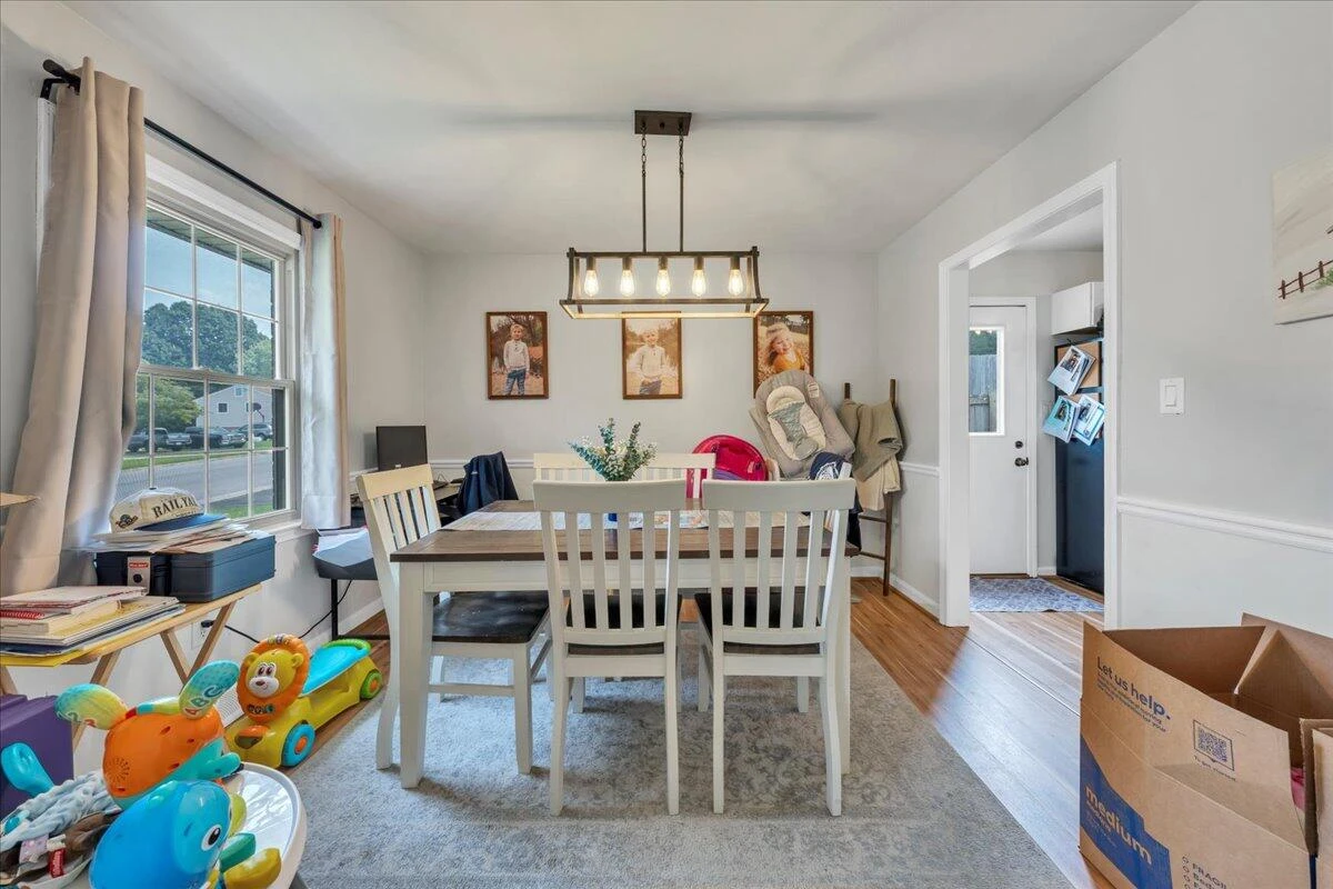 1516 Millwood DR - Photo 8