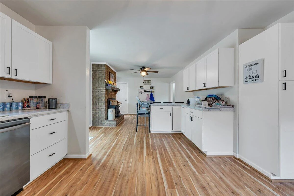 1516 Millwood DR - Photo 13