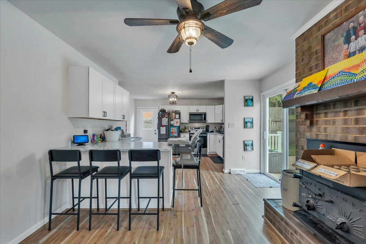 1516 Millwood DR - Photo 14