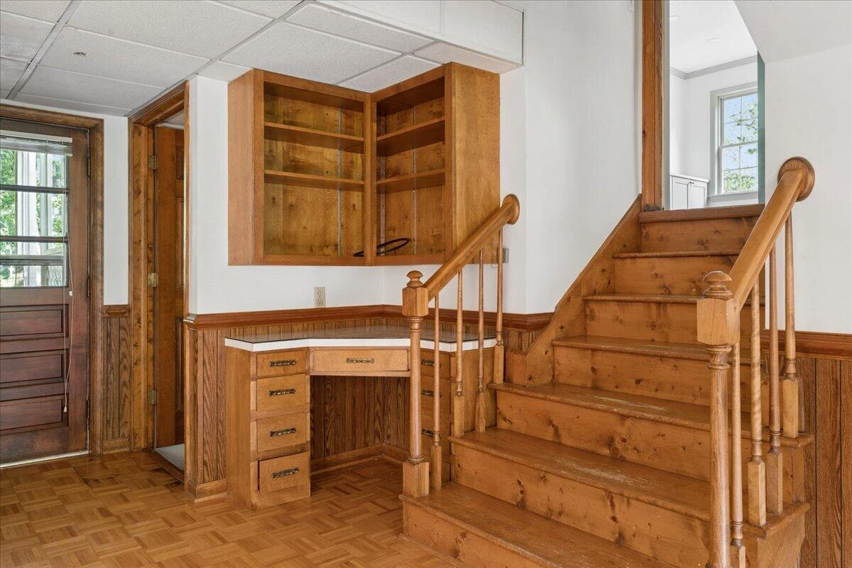 921 Peaksview ST - Photo 24