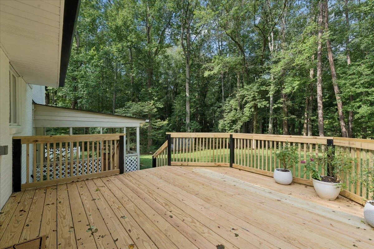 921 Peaksview ST - Photo 31