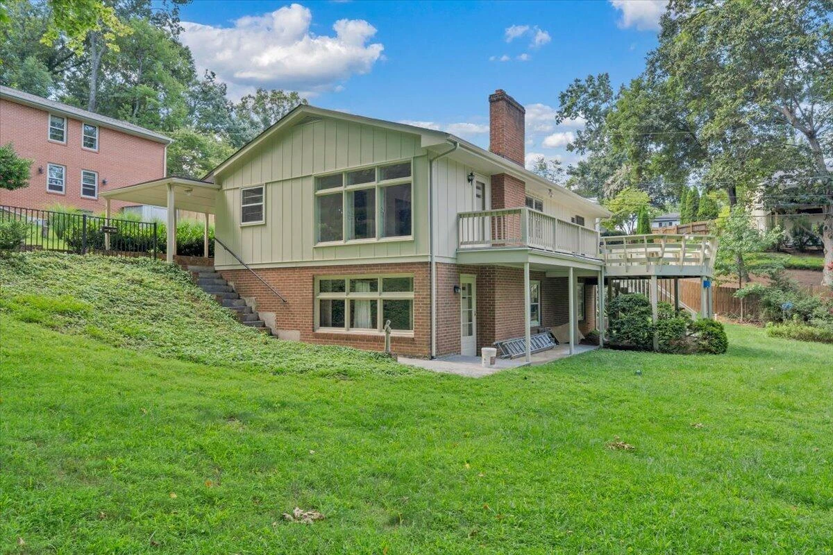 436 Bramble LN SW - Photo 2