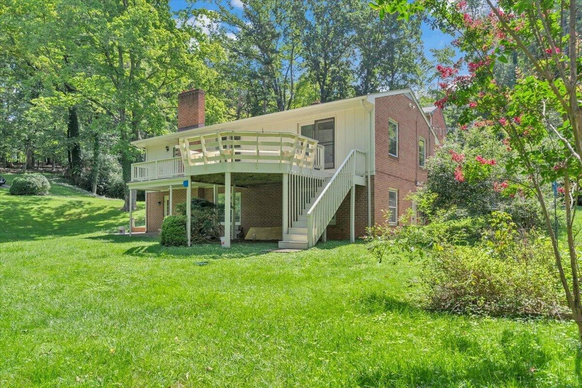 436 Bramble LN SW - Photo 5