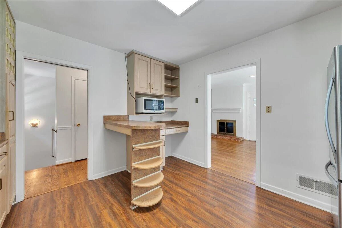 436 Bramble LN SW - Photo 9
