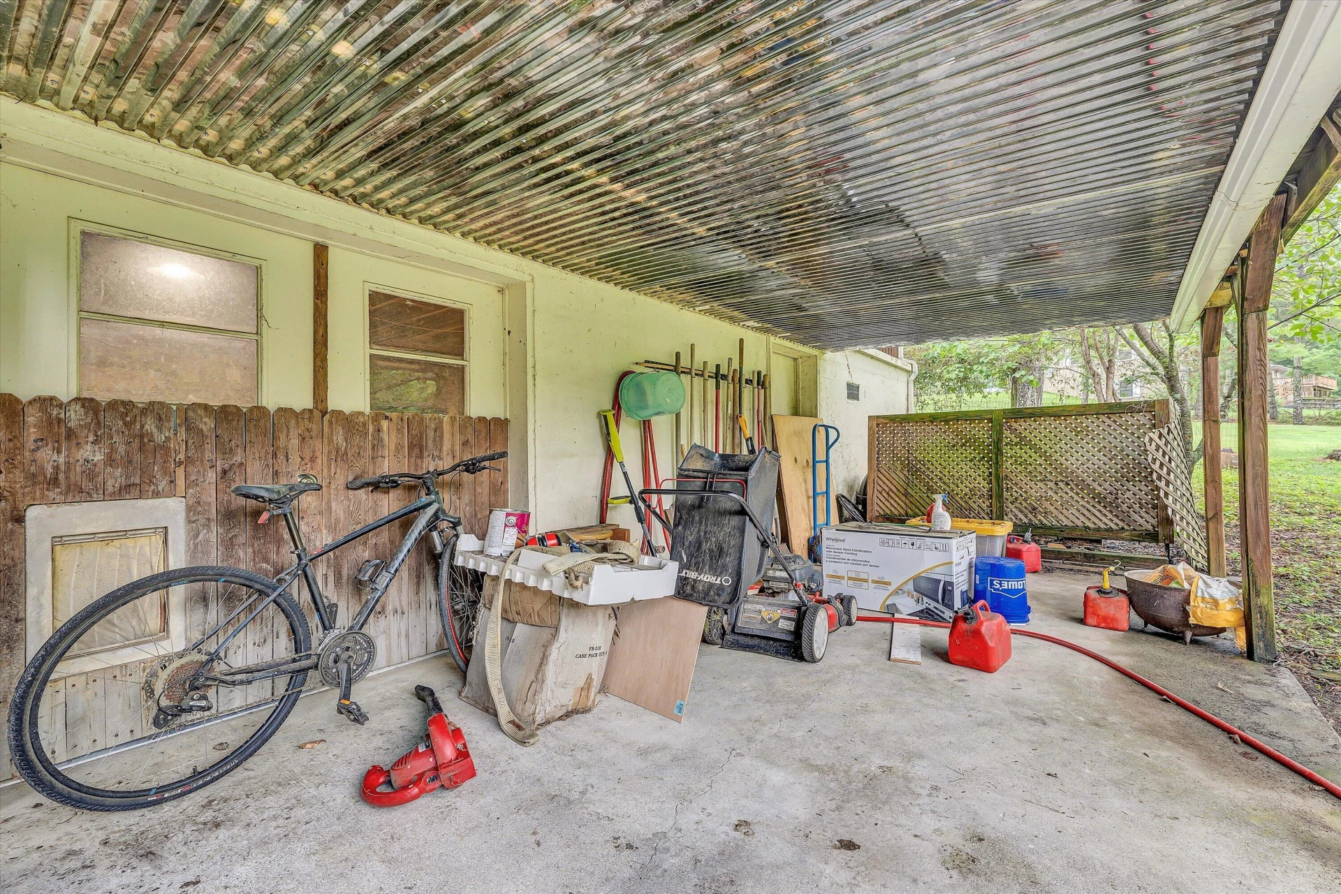 2671 Beulah LN - Photo 34