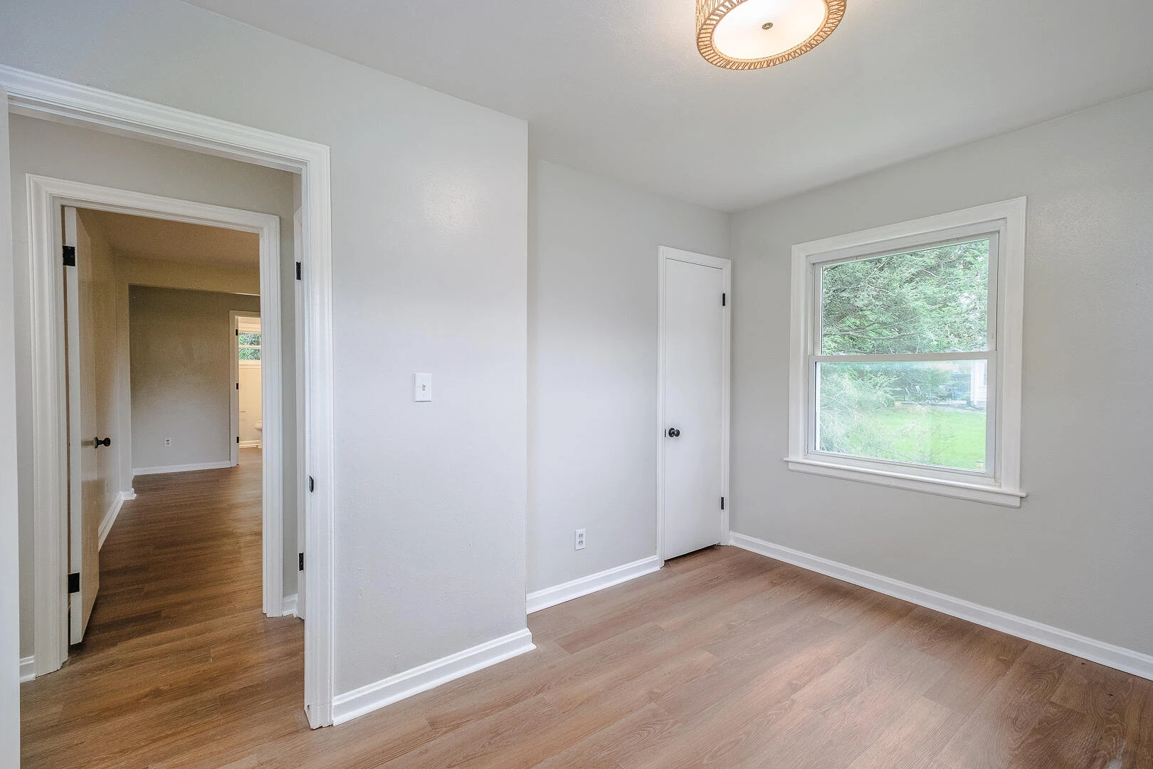 1629 Golfside AVE NW - Photo 19