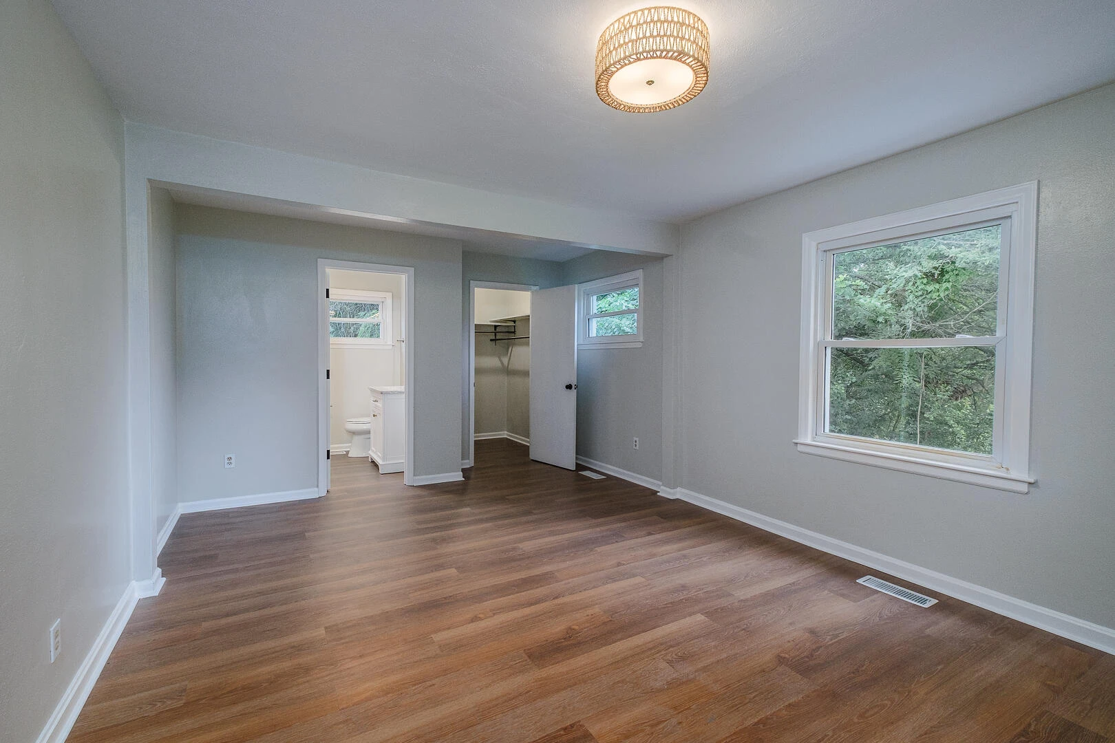 1629 Golfside AVE NW - Photo 21