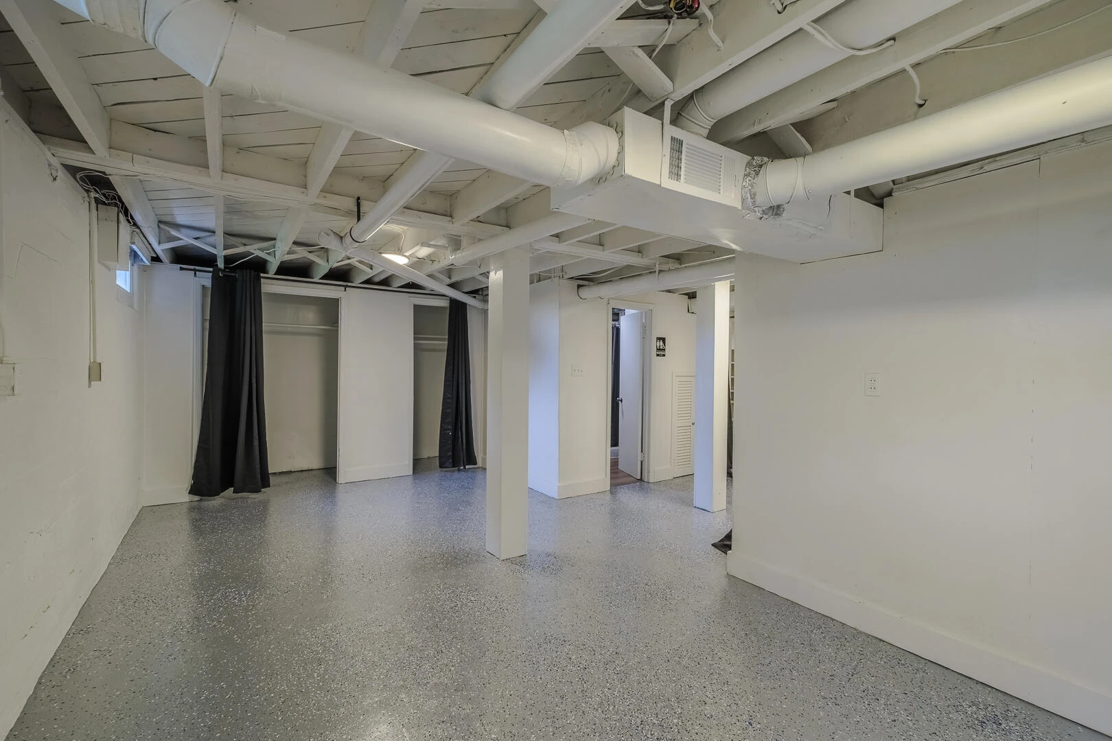1629 Golfside AVE NW - Photo 30