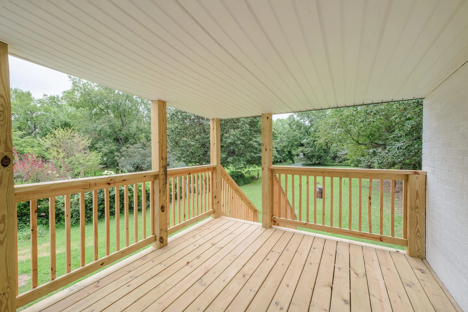 1629 Golfside AVE NW - Photo 36