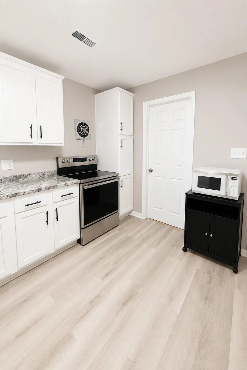 2820 Mount Pleasant BLVD - Photo 11