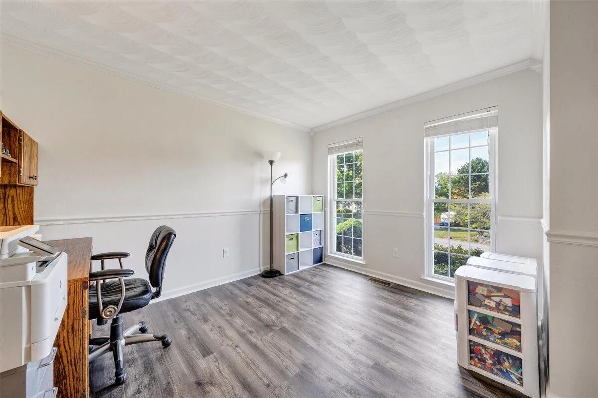 692 Brookfield LN - Photo 28