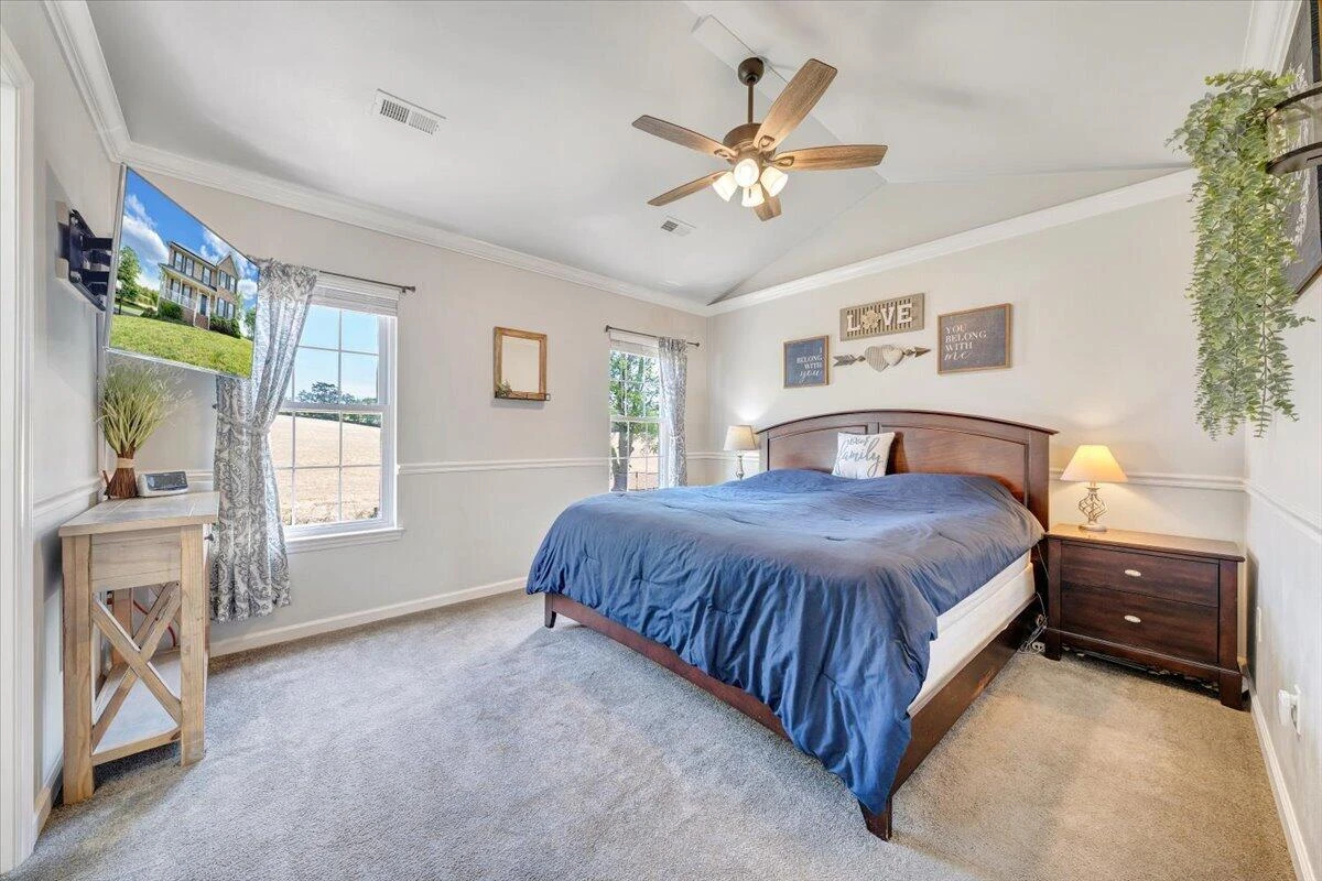 692 Brookfield LN - Photo 34