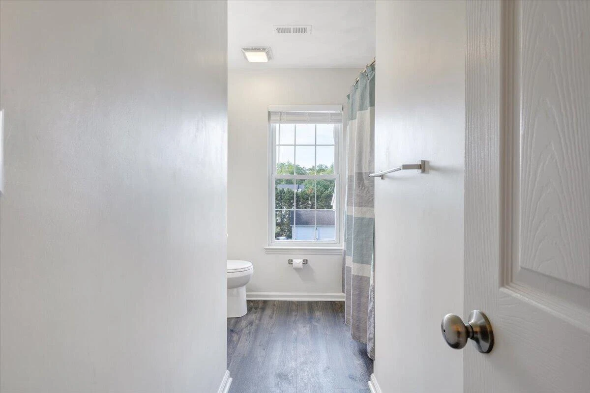 692 Brookfield LN - Photo 43