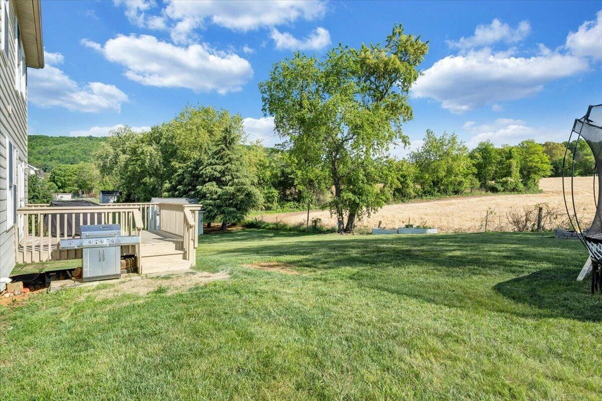 692 Brookfield LN - Photo 47