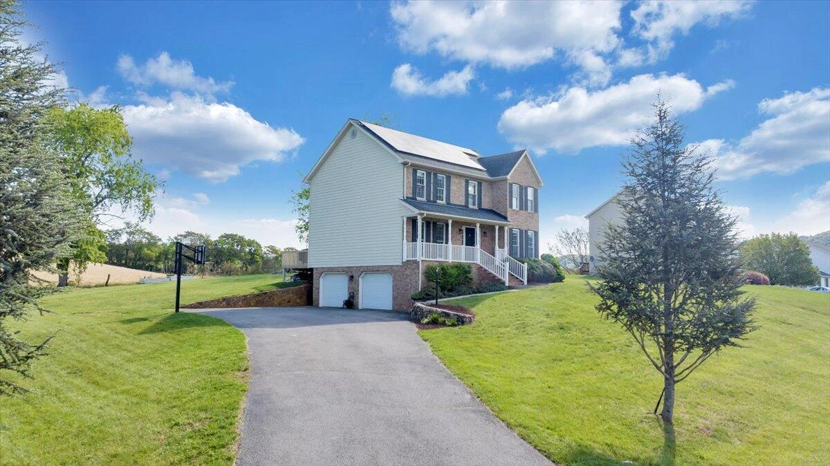 692 Brookfield LN - Photo 60