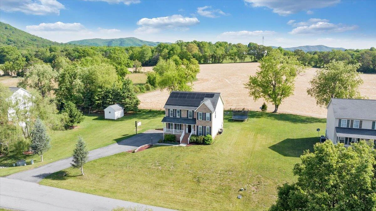 692 Brookfield LN - Photo 73