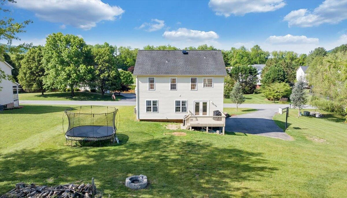 692 Brookfield LN - Photo 78