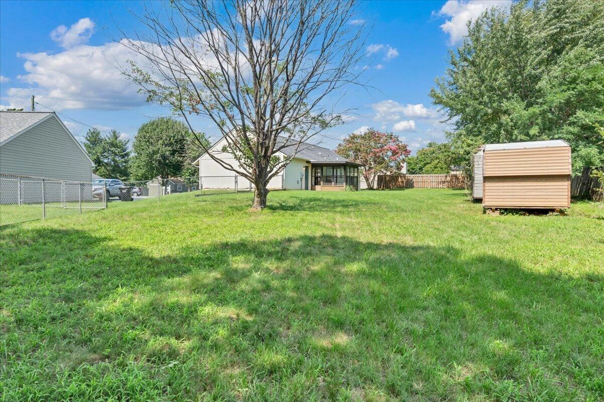 5421 Apple Blossom LN - Photo 20