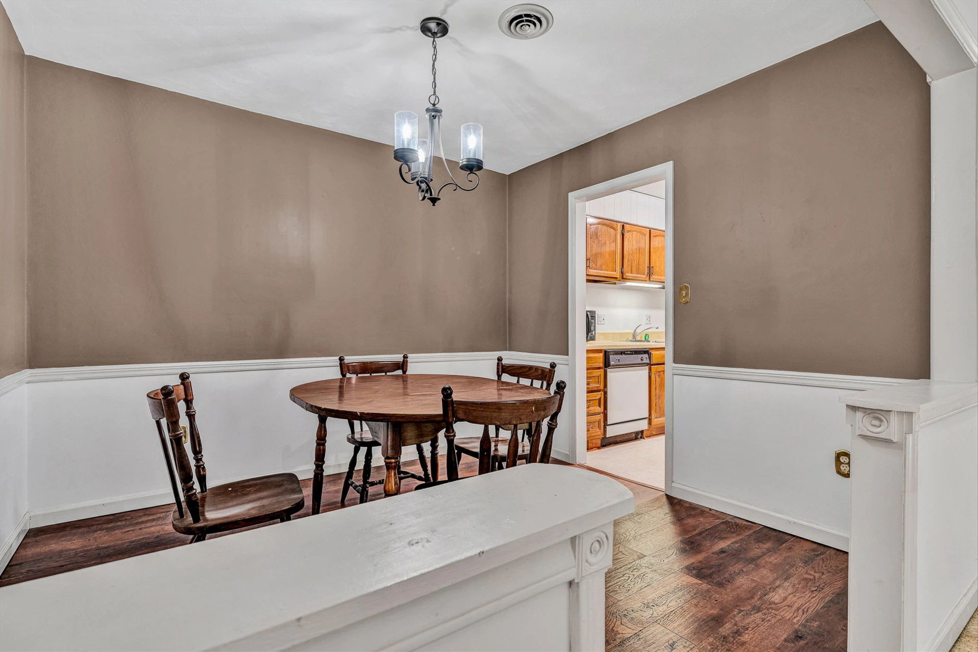 3531 Peters Creek RD #210 - Photo 6