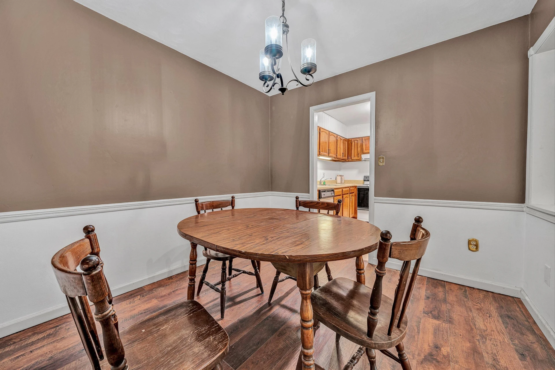 3531 Peters Creek RD #210 - Photo 7