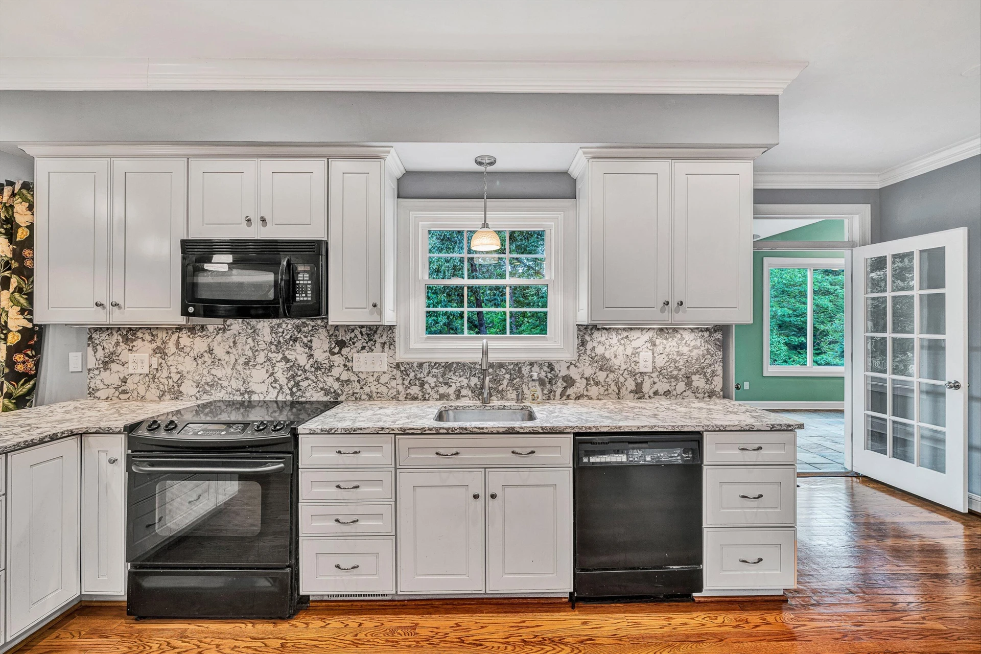 8352 Cardington DR - Photo 13