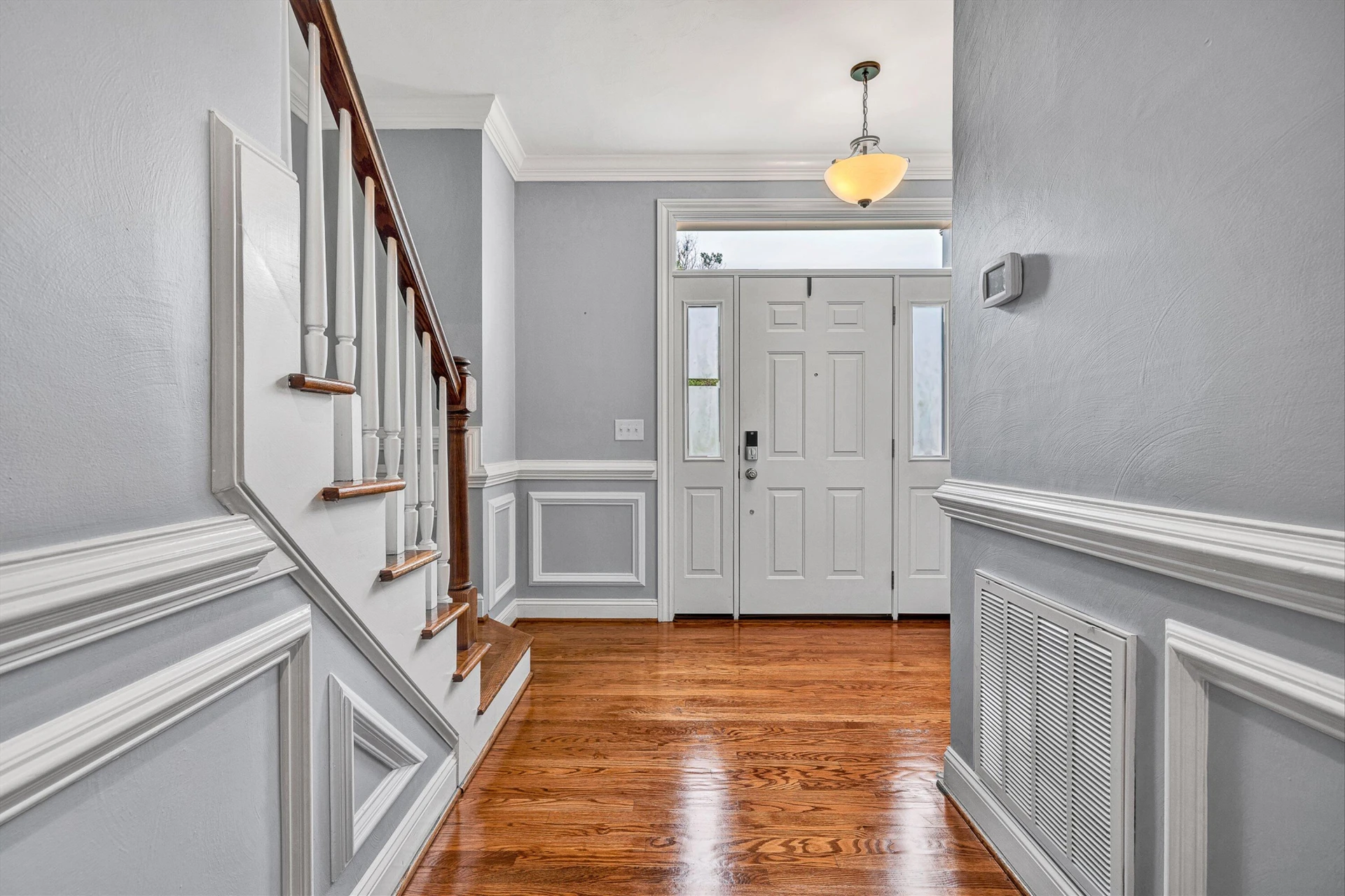8352 Cardington DR - Photo 3
