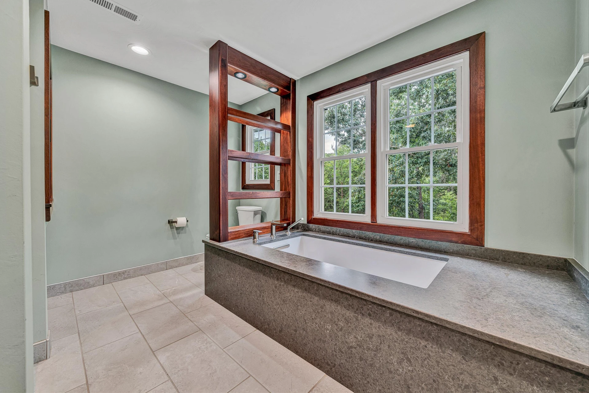 8352 Cardington DR - Photo 26