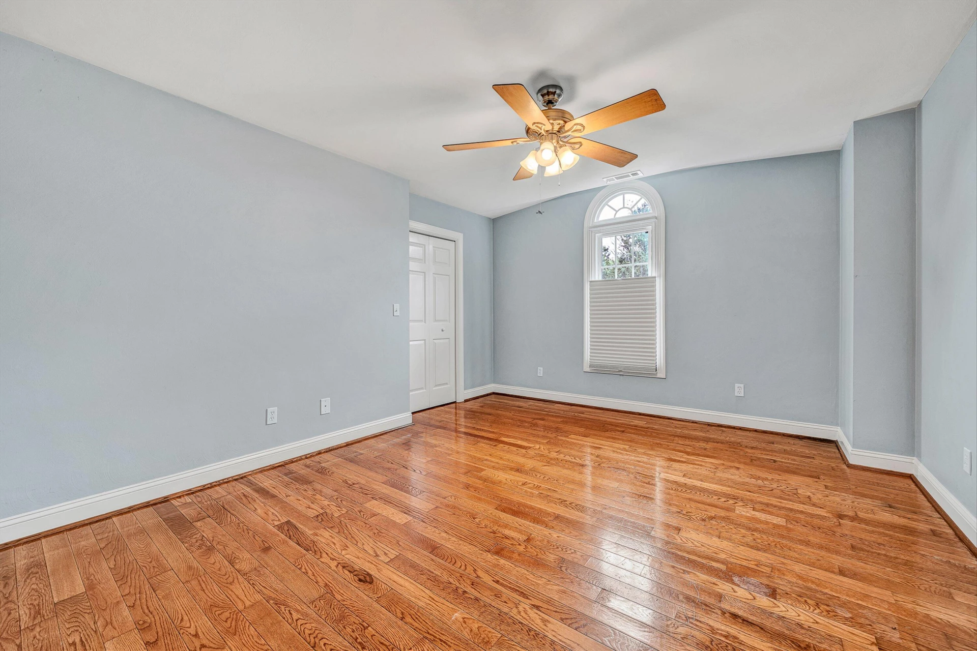 8352 Cardington DR - Photo 36