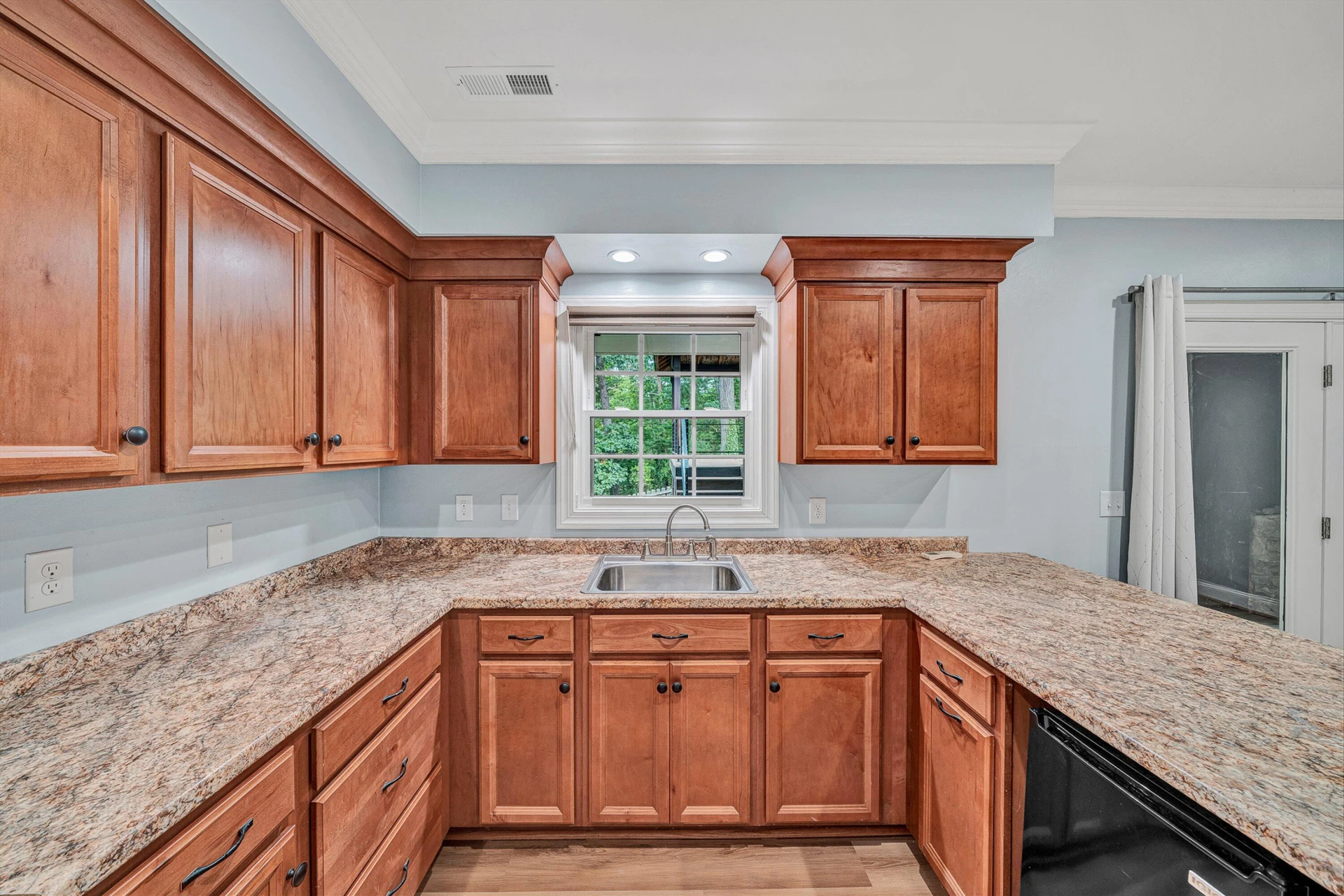 8352 Cardington DR - Photo 41