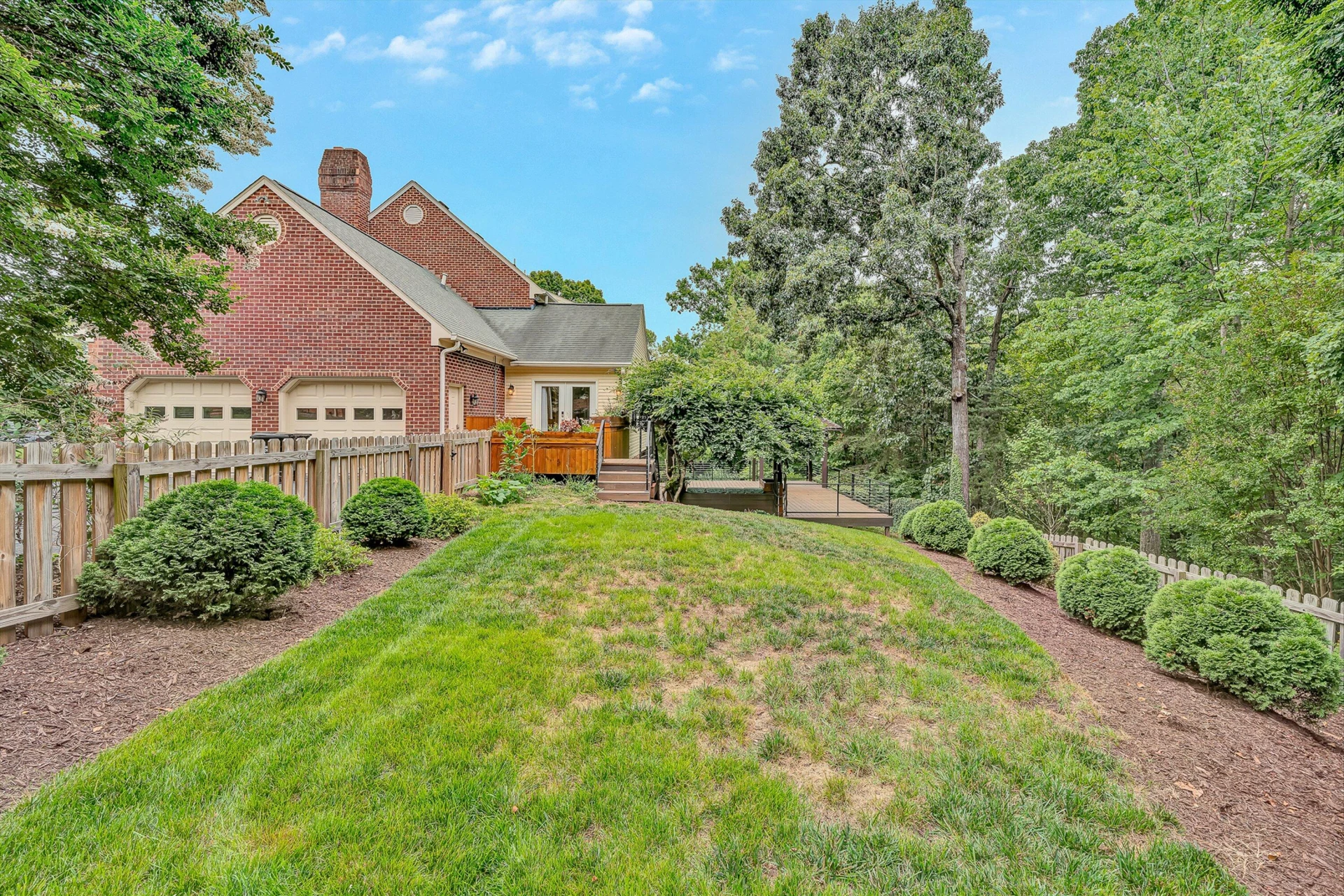 8352 Cardington DR - Photo 45