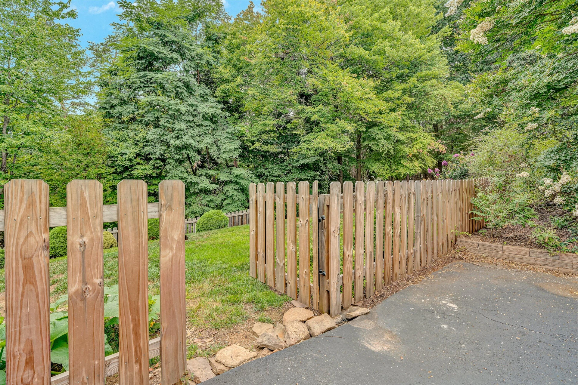 8352 Cardington DR - Photo 53